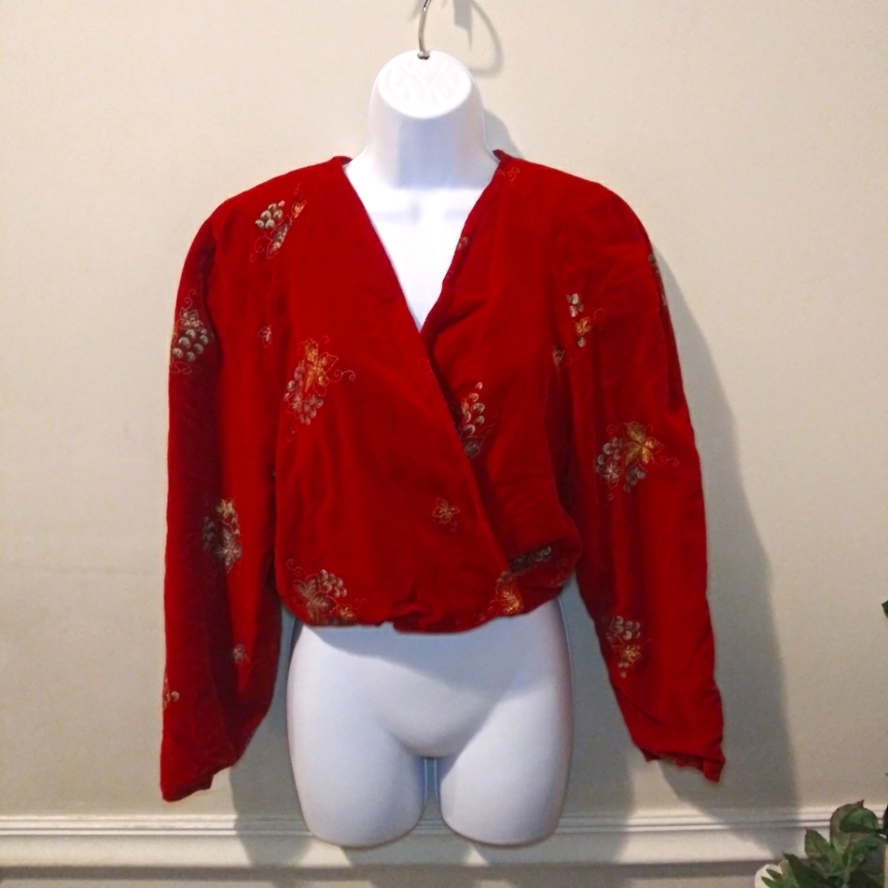 Vintage 1930-40's Handmade Scarlet Velvet Wrap Blouse With Stamped Grape Pattern - Picture 16 of 16